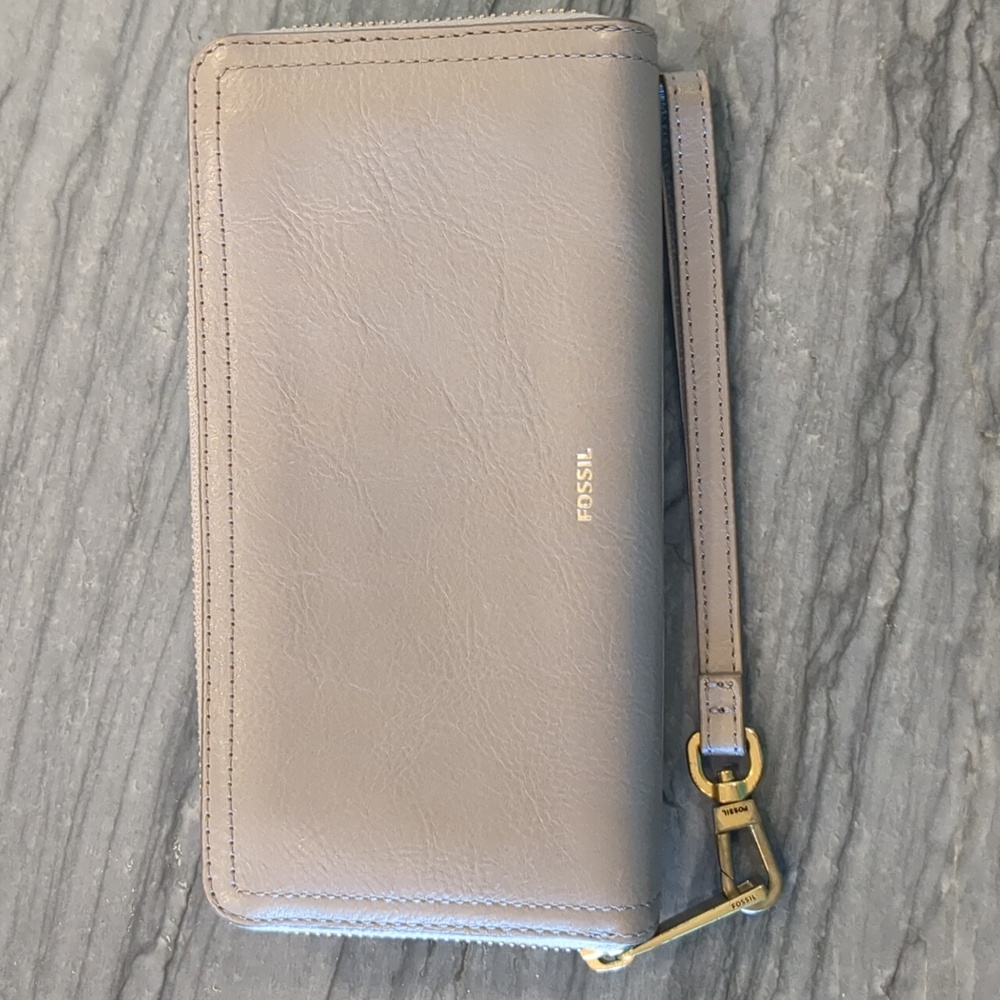 Fossil Taupe Leather Wallet
